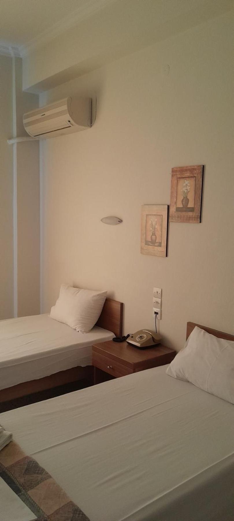 Ωρεοι Hotel Loutra Edipsou  Buitenkant foto