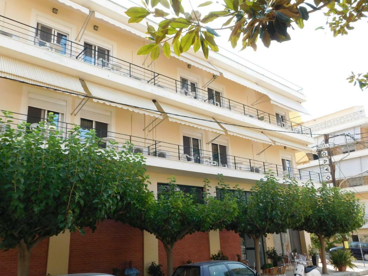Ωρεοι Hotel Loutra Edipsou  Buitenkant foto