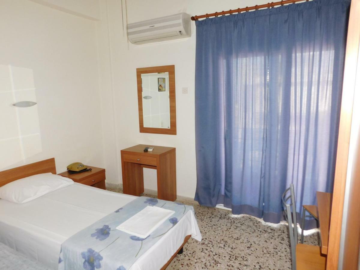 Ωρεοι Hotel Loutra Edipsou  Buitenkant foto